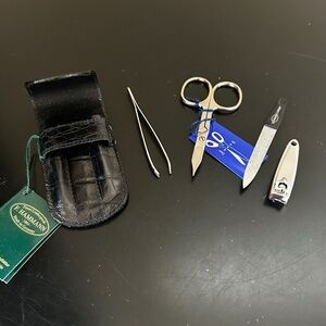 F. Hammann Leather  5 Piece Manicure Set. NWT.